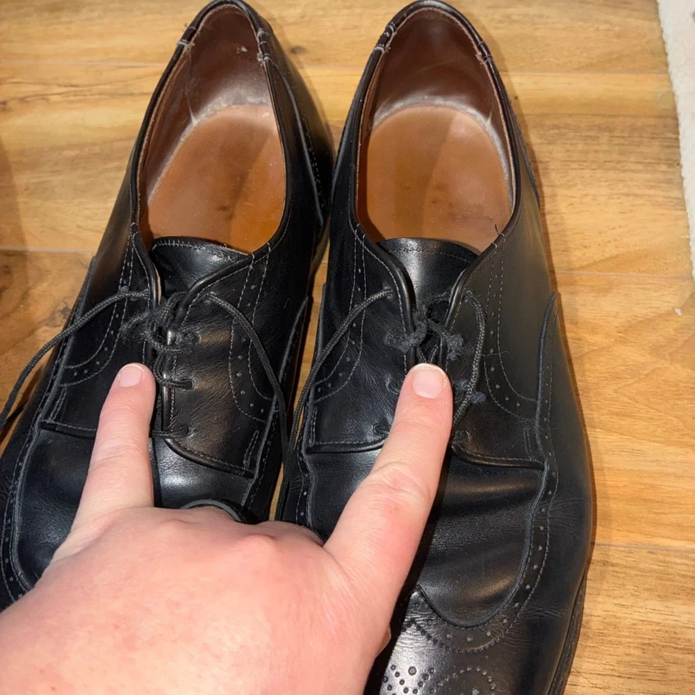 Allen Edmonds Kingswood Wingtip Leather Shoes, Made in USA- mens size 11.5